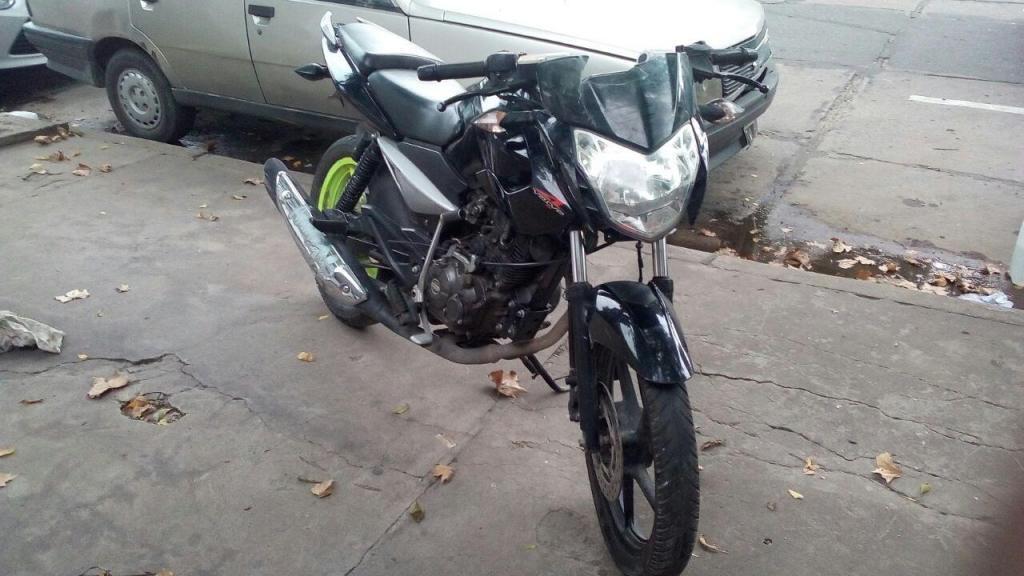 BAJAJ ROUSER 135 URGENTE