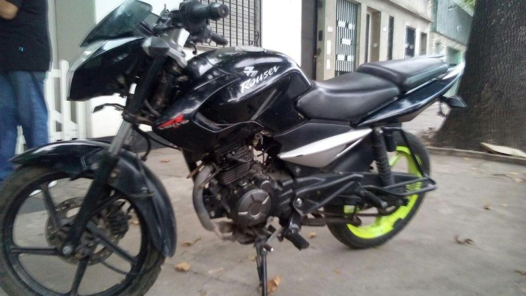 BAJAJ ROUSER 135 URGENTE