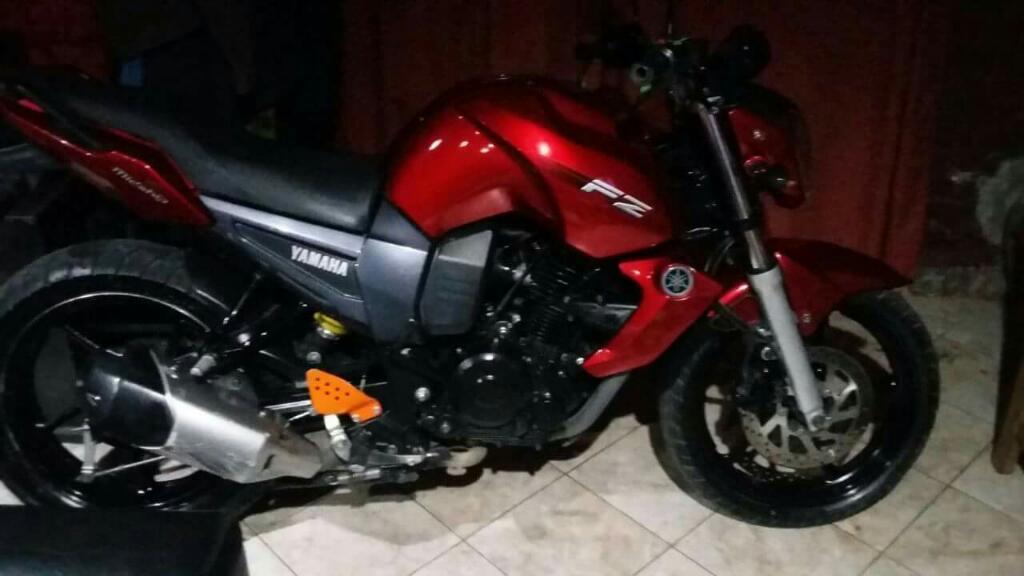 Una Moto Fz