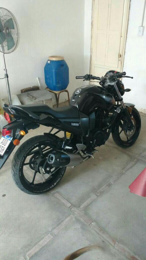 Vendo Fz 16 2015 con 5600 Km
