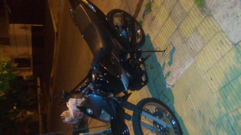 MOTOMEL SKUA 250 2013