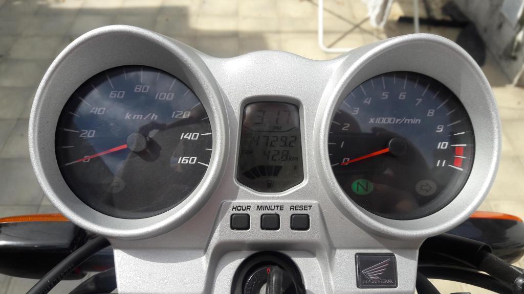 Vendo Honda CBX 250 Twister Mod. 2015