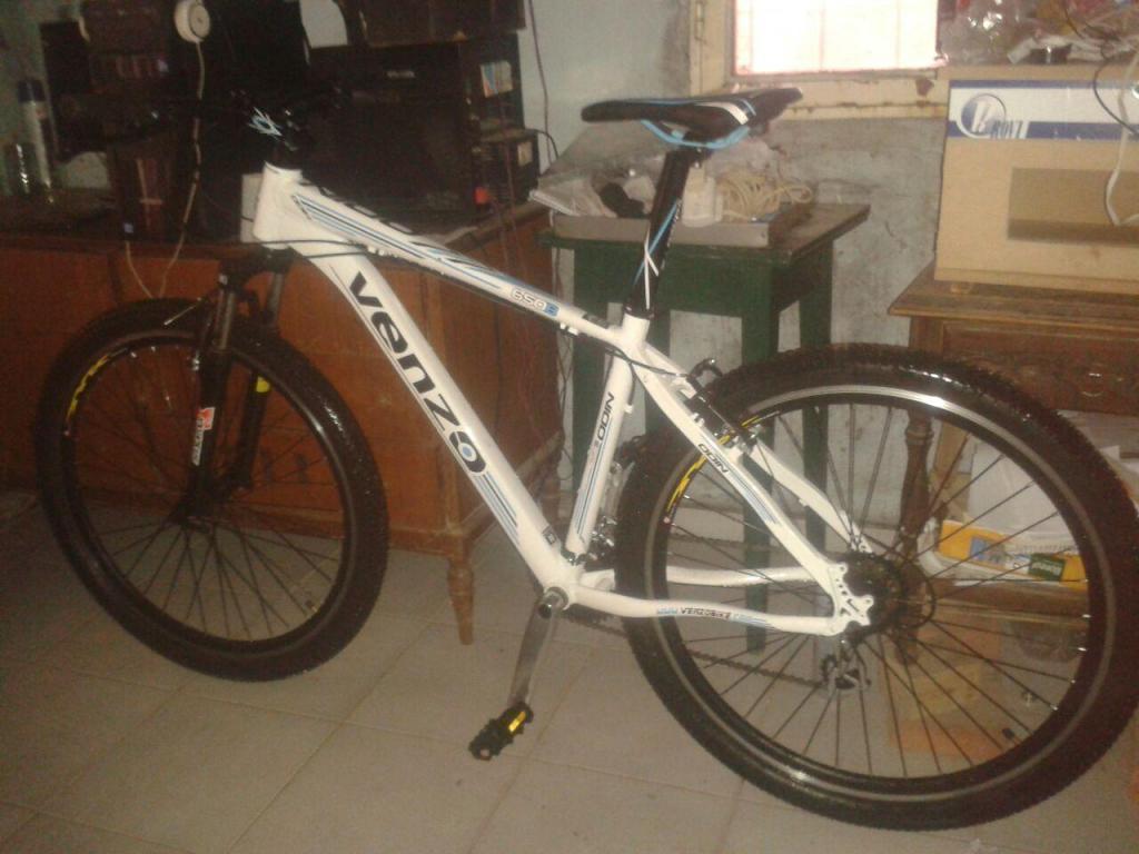 vendo bici venzo en excelente estado poco uso o cambio por moto