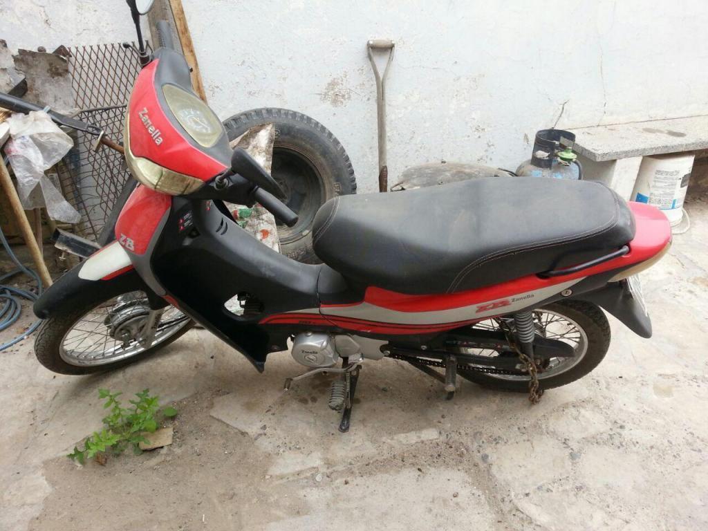 Vendo por no usar Zanella 110cc Zb 2012