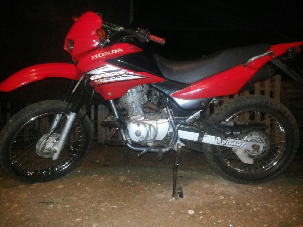 Vendo Honda Bros 125 Impecable