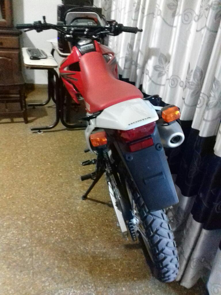 Vendo Inpecable Honda Tornado!!