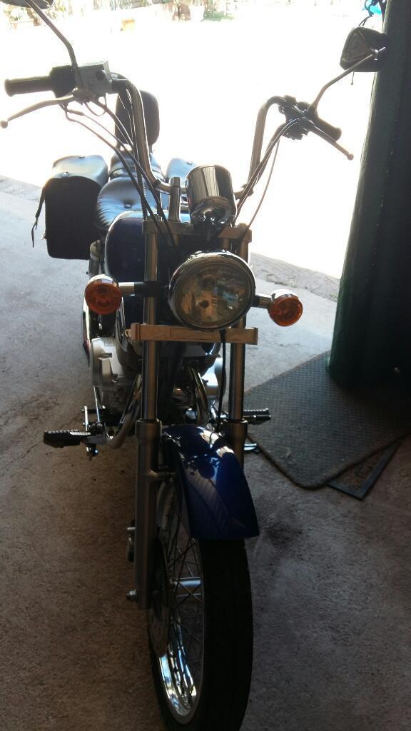 Vendo Motomel Custom 250c Modelo 2010