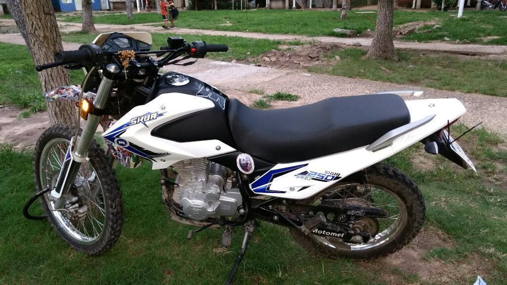 Se Vende por Falta de Uso. con 2.200 Km