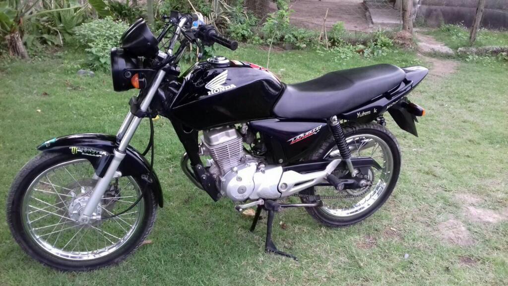 Vendo Honda Titan 150 Modelo 2014