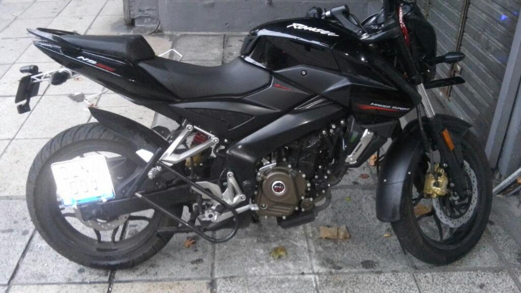 Vendo Moto Rouser Ns200