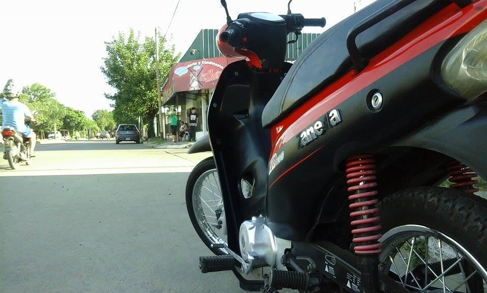 VENDO Zanella ZB MOD 2014. Todos los papeles al dia, lista para transferir ! Escucho ofertas de Contado