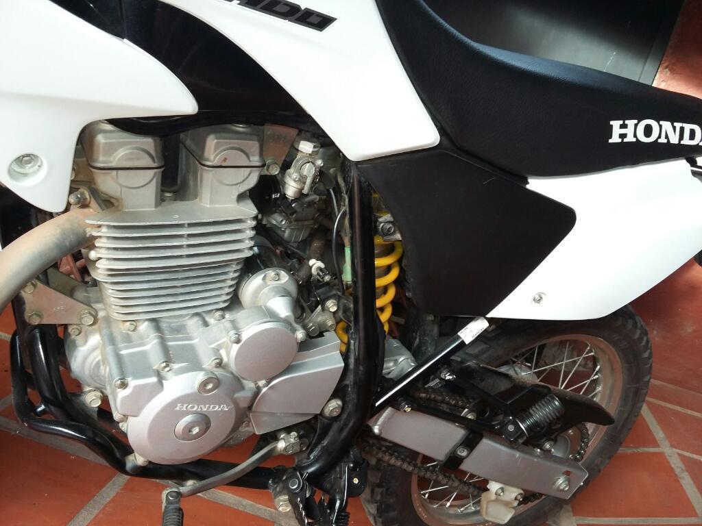 Honda Tornado en  Ctes