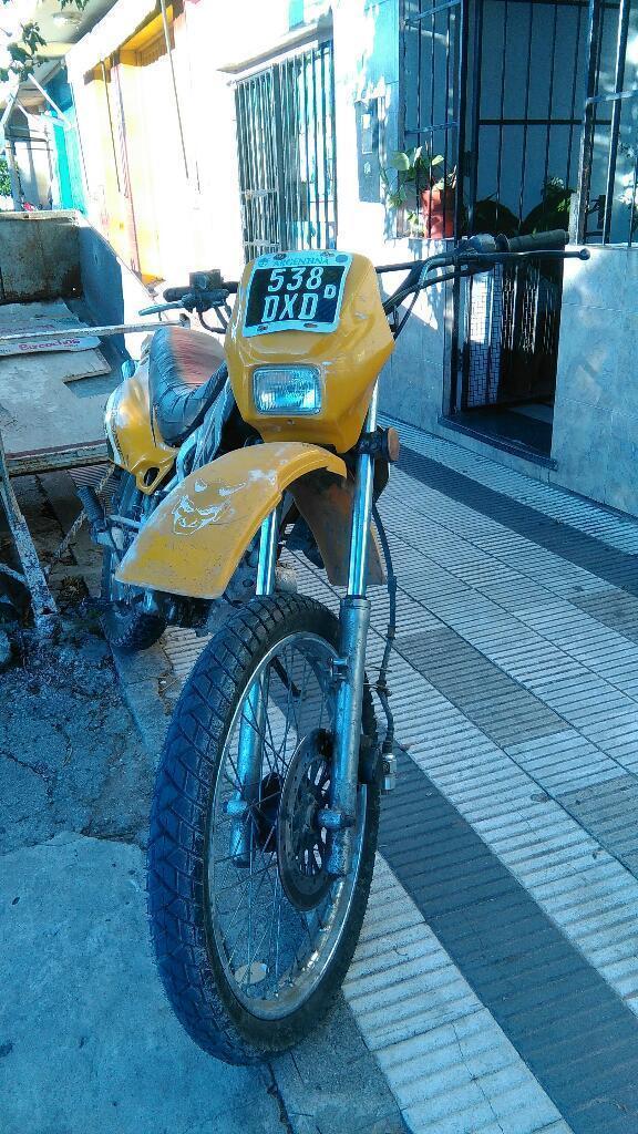 Vendo O Permuto Motomel Enduro