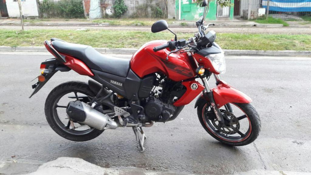 Hermosa Yamaha Fz 16