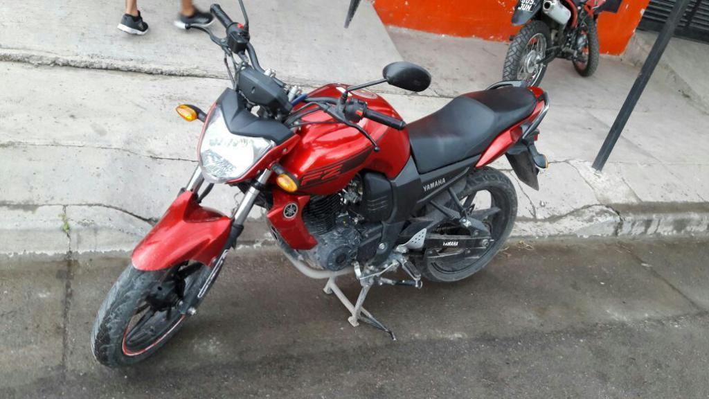 Hermosa Yamaha Fz 16