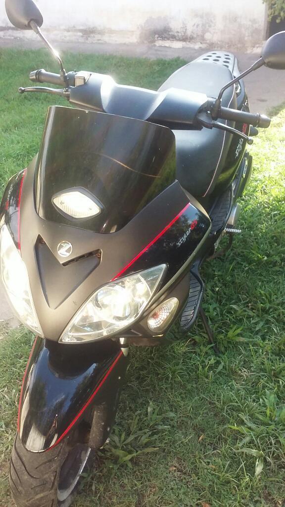 Vendo Zanella Styler 125 Cruiser 2010