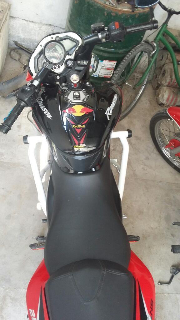 Moto Rouser 200ns