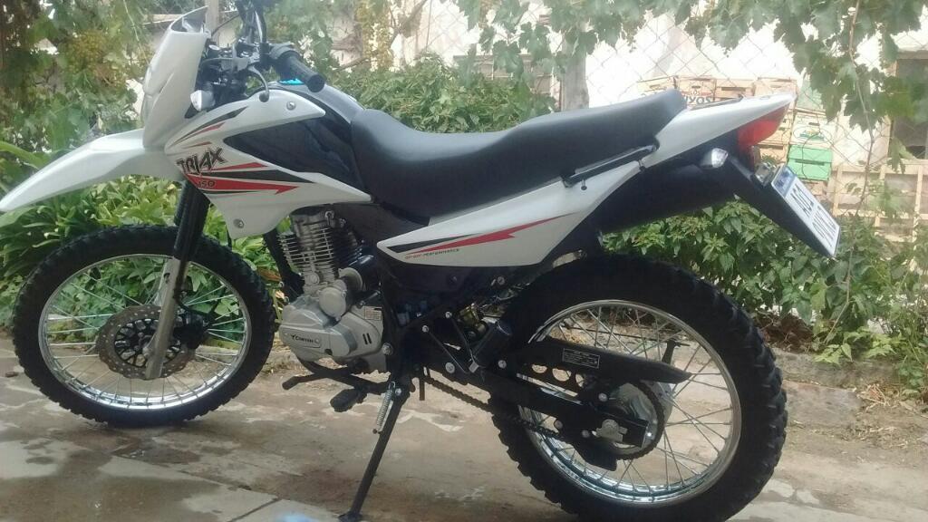 Moto Triax 150