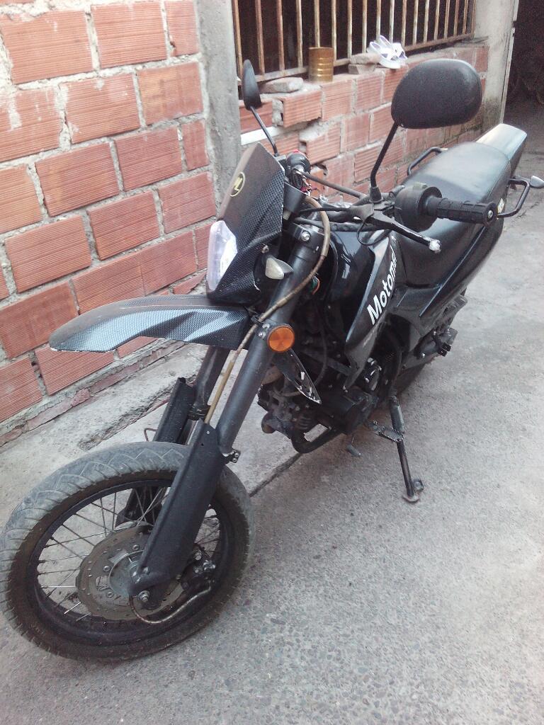Moto Motomel Motard 2014 en Buen Estado