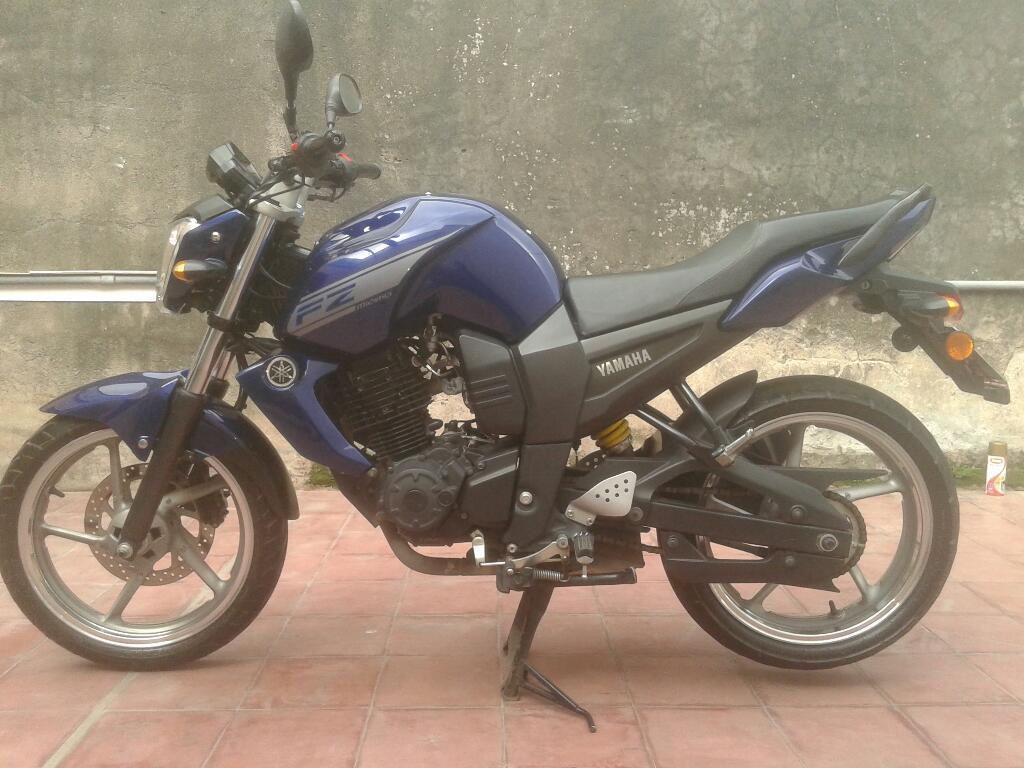 Vendo fz 160 modelo 2014 impecable, inmaculada