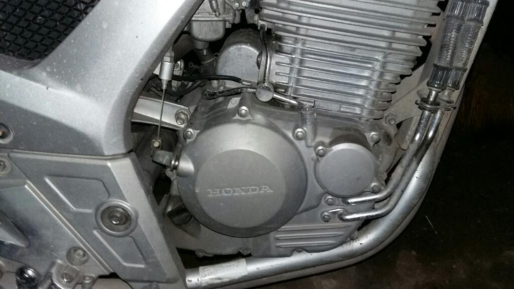 Vendo O Permuto Honda Twitter 250