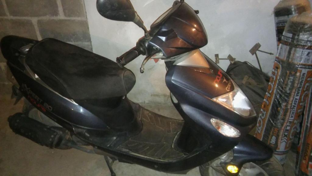 Vendo Moto Corven expert 80cc