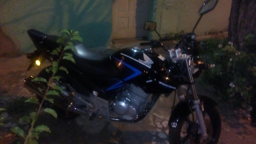 Vendo Honda 250