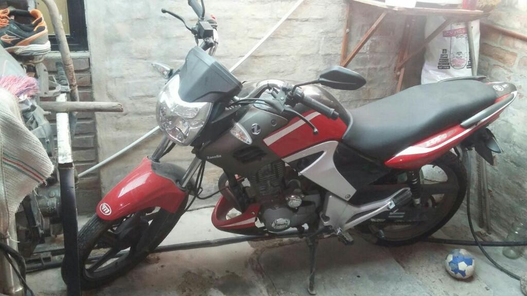 Moto Excelente Estado. Pocos Km