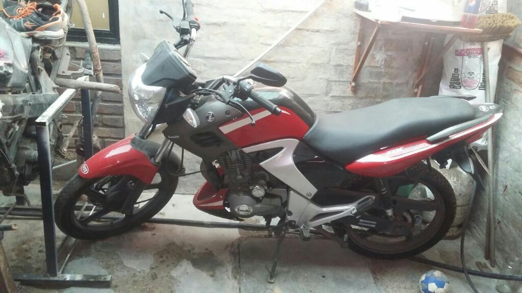 Moto Excelente Estado. Pocos Km