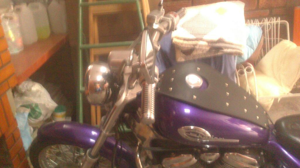 Vendo Moto Honda Shadow 600