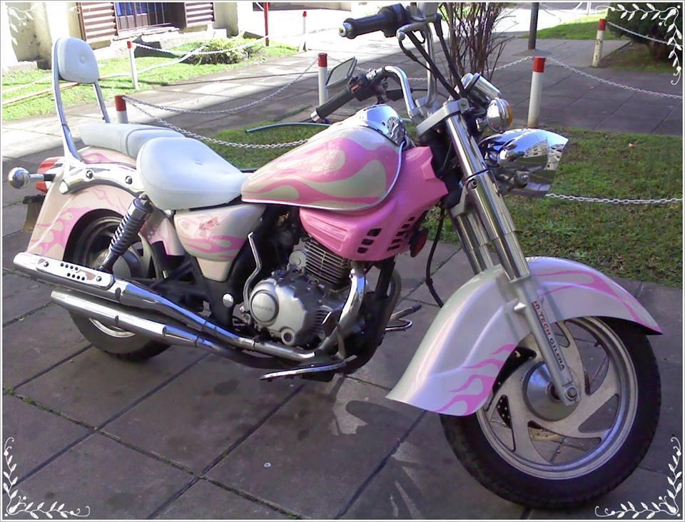 Gilera YL150 Super Duper Pink and White/Rosa y Blanco/Blanche et Rose