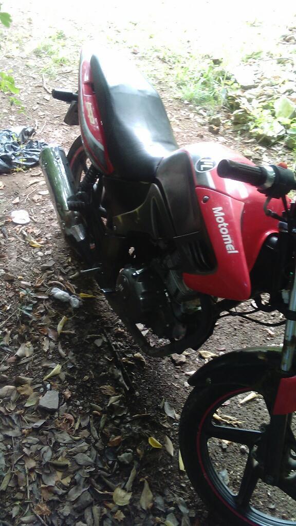 Vendo Motomel 200