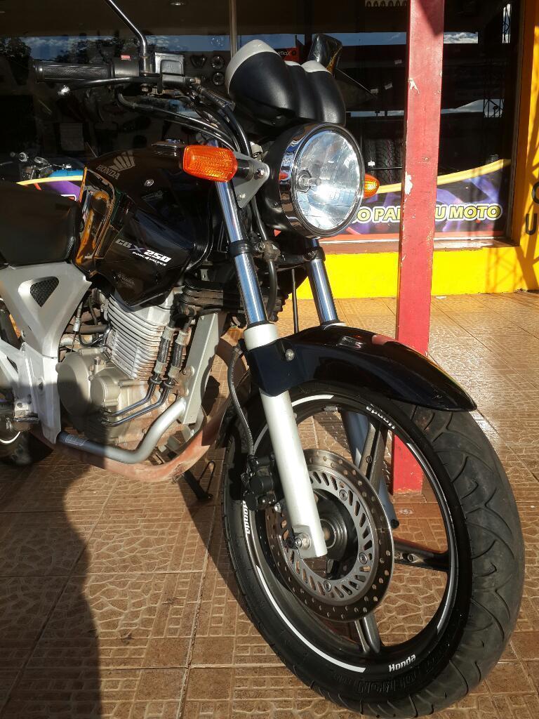 Vendo Honda Twister 250