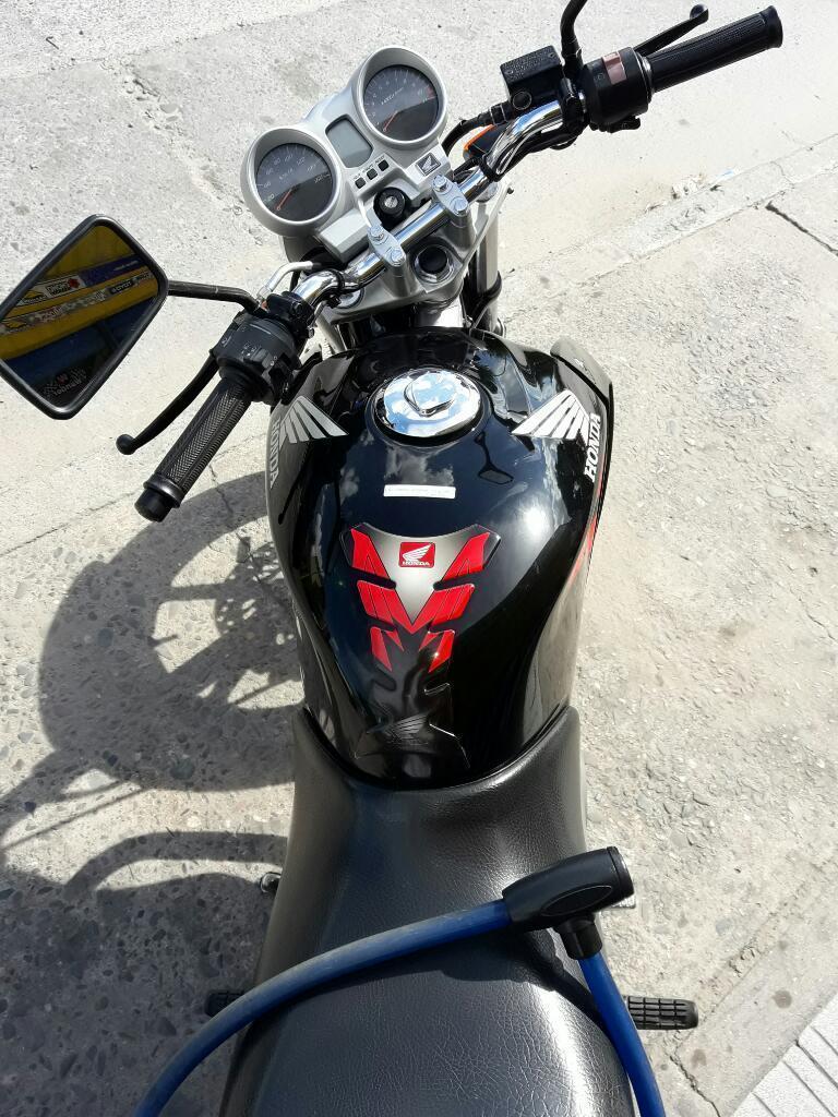 Vendo Cbx 250 Modelo 2013