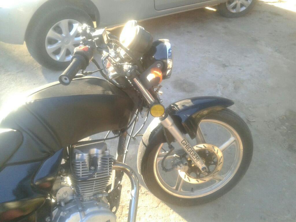 Vendo Moto