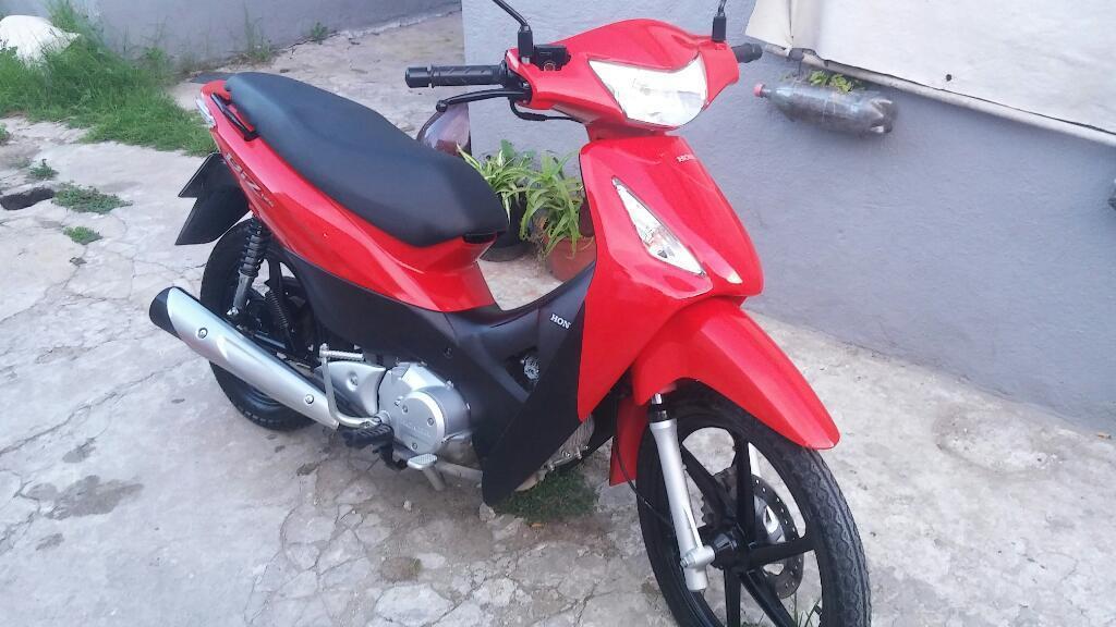 Vendo O Permuto Honda Biz 125 con 1700km Unico Dueño