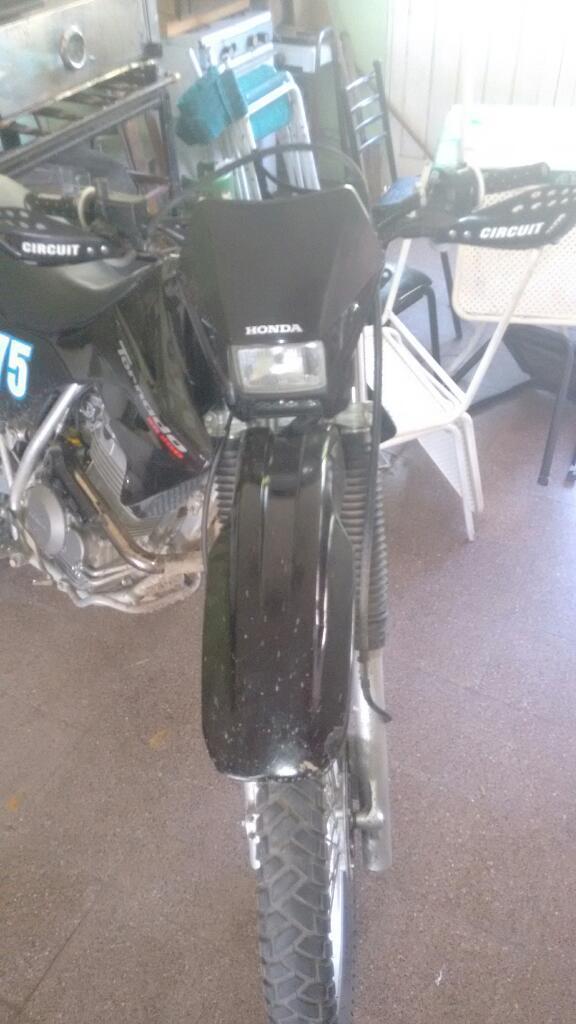 Vendo Honda Tornado 2013