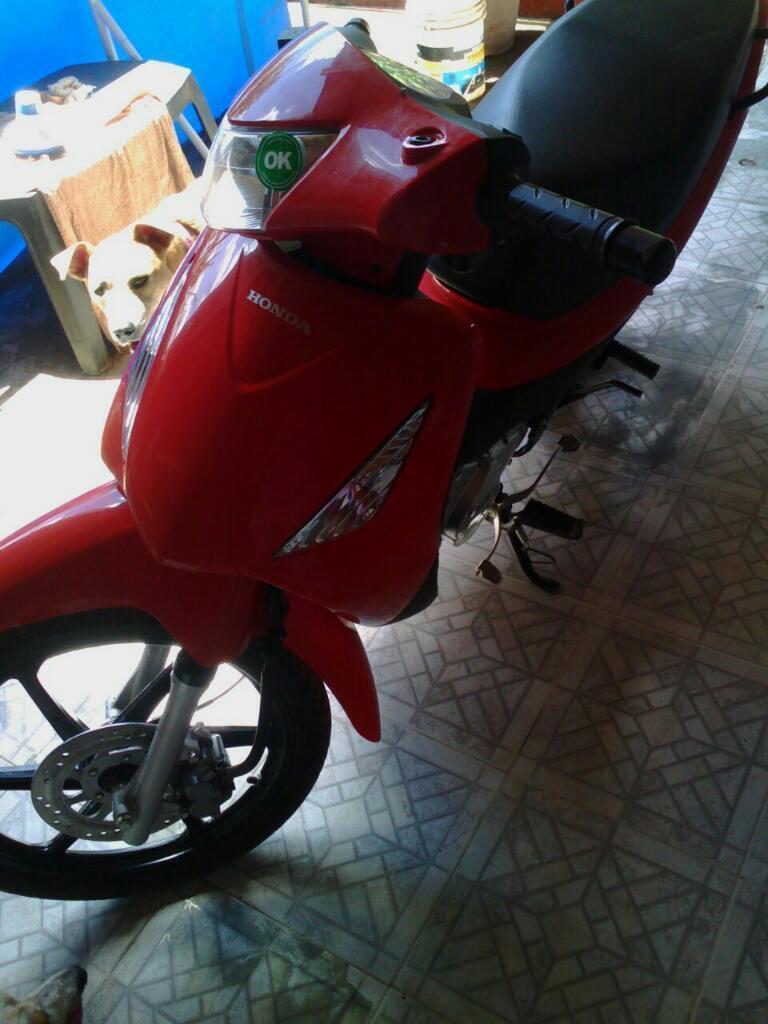 Vendo Biz Impecable Modelo 2016