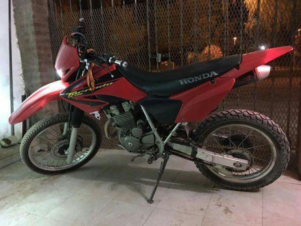 Vendo Honda Tornado Mod. 2013