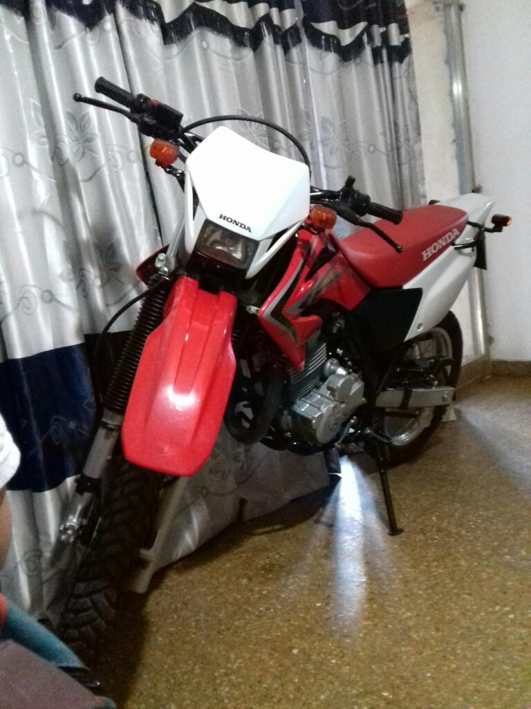 Vendo Impecable Honda Tornado