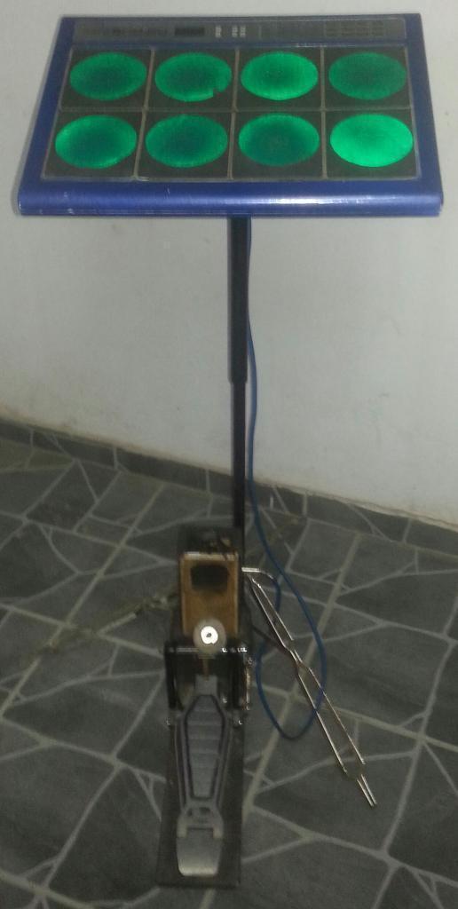 Vendo o PERMUTO POR MOTO