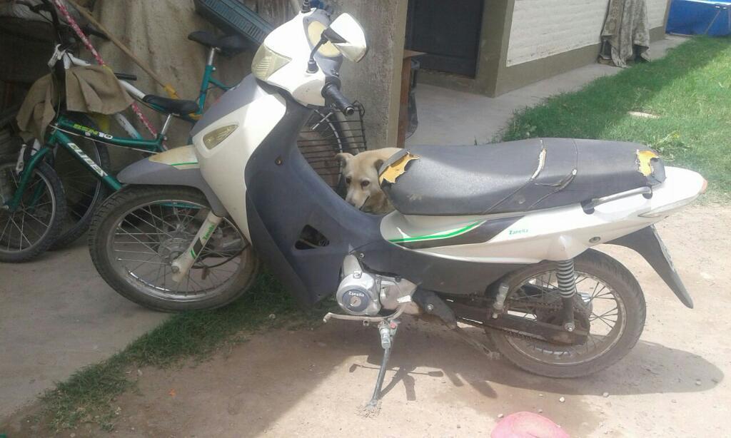 Vendo Moto 110 Zanella Llamar 2622575326