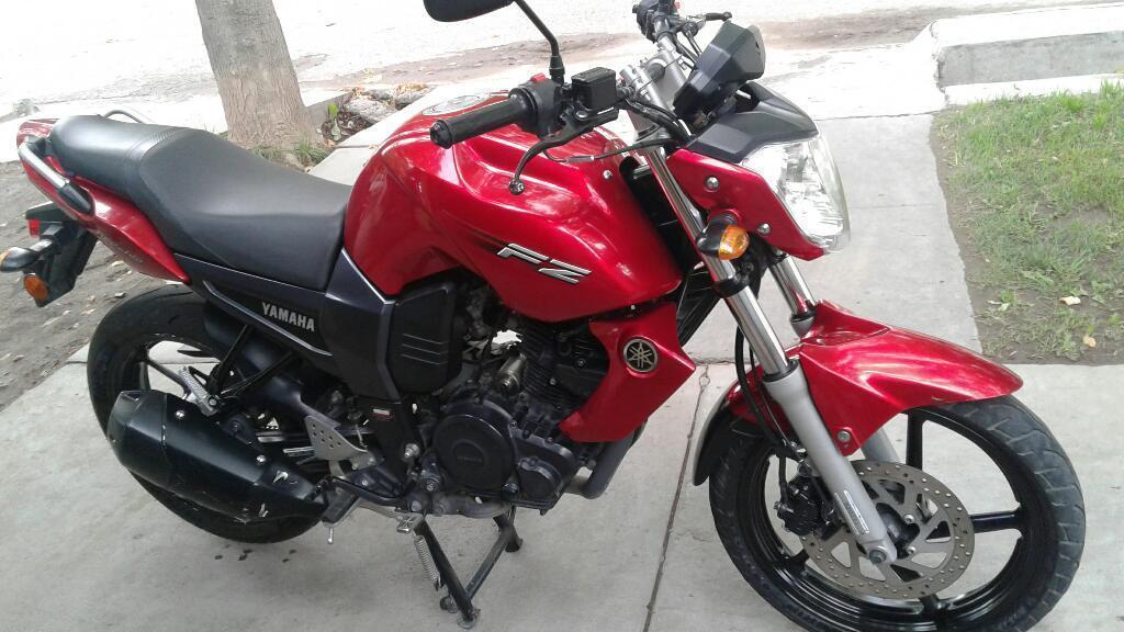 Vendo Yamaha Fz Mod. 2014 .000