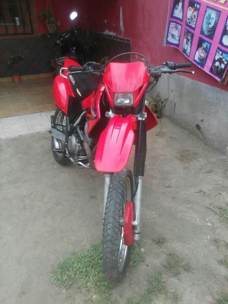 Vendo Honda Tornado en Muy Buen Estado