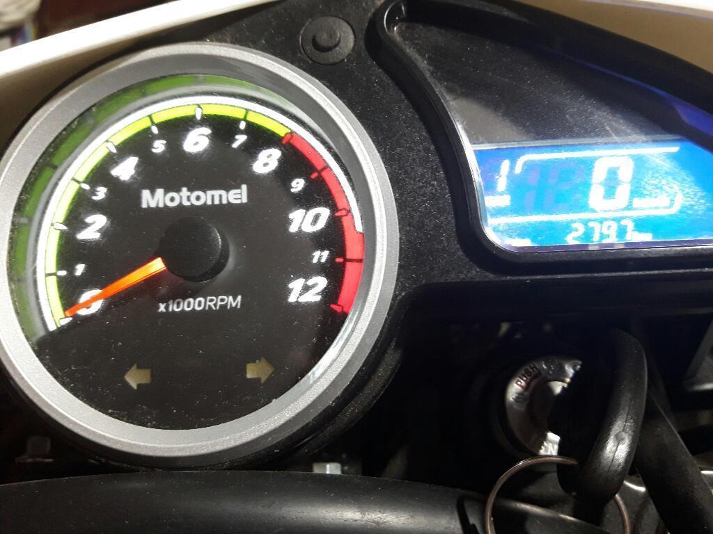 Vendo Motomel Skua 250 2016 con 300 Km
