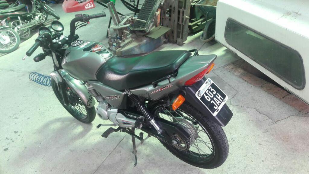 Vendo Moto Cg Titan 150 2013 a 30.000