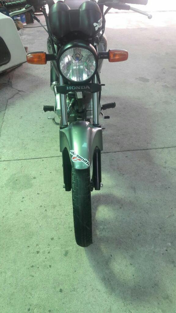 Vendo Moto Cg Titan 150 2013 a 30.000