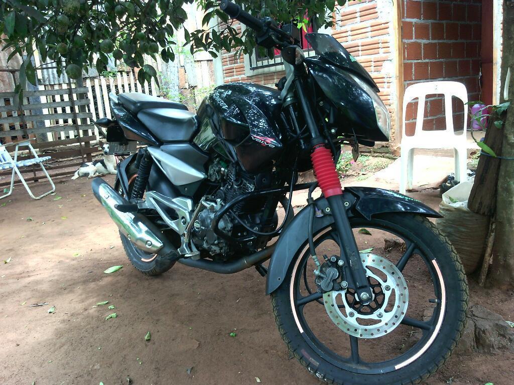 Vendo Rouser 135 Modelo 2012