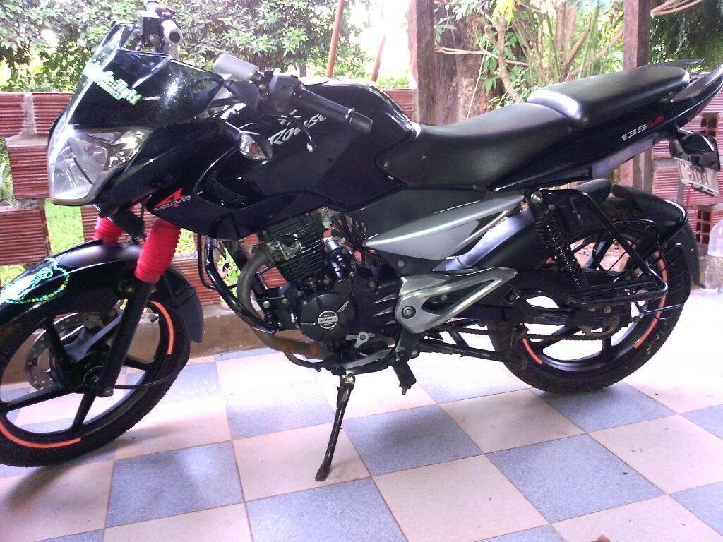 Vendo Rouser 135 Modelo 2012