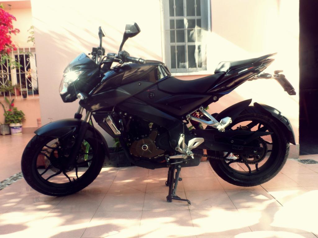 BAJAJ 200NS 1.850Km IMPECABLE Muy poco uso OPORTUNIDAD